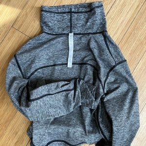 COPY - Lululemon turtleneck size 6
